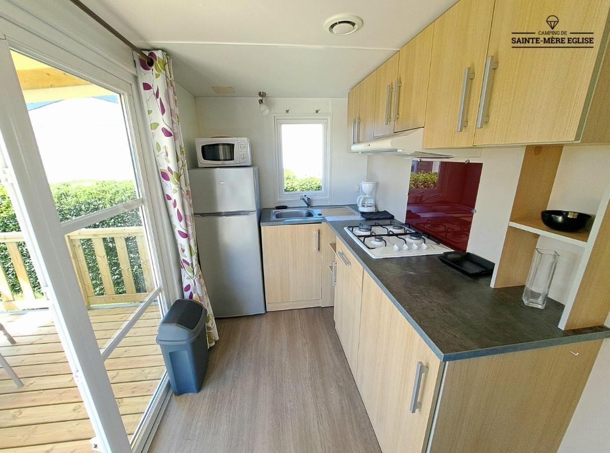 Camping Sainte Mere Eglise Exterior foto