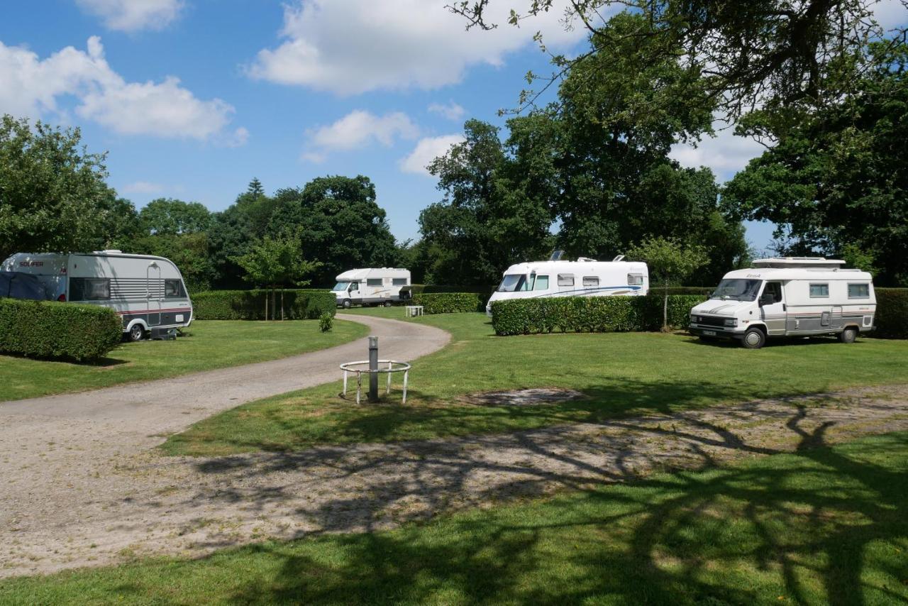 Camping Sainte Mere Eglise Exterior foto