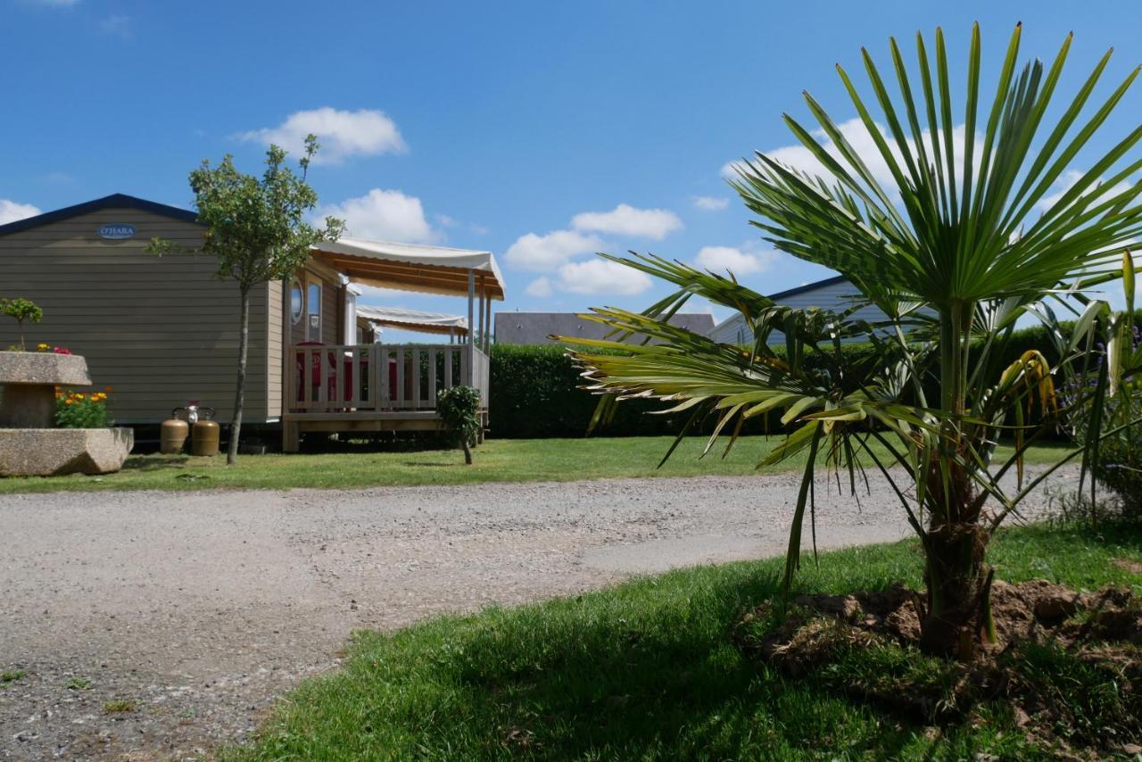 Camping Sainte Mere Eglise Exterior foto